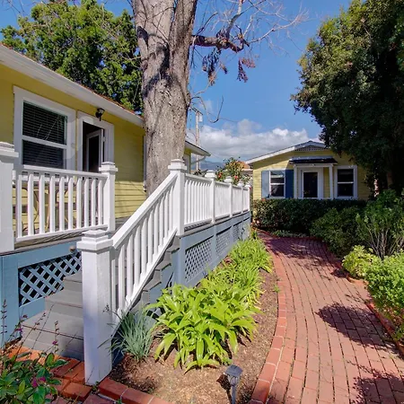 Secret Garden Inn & Cottages-2